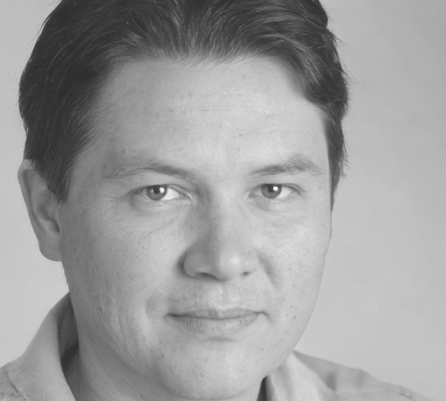 Dr. Alejandro Vega